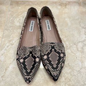 Steve Madden slip on